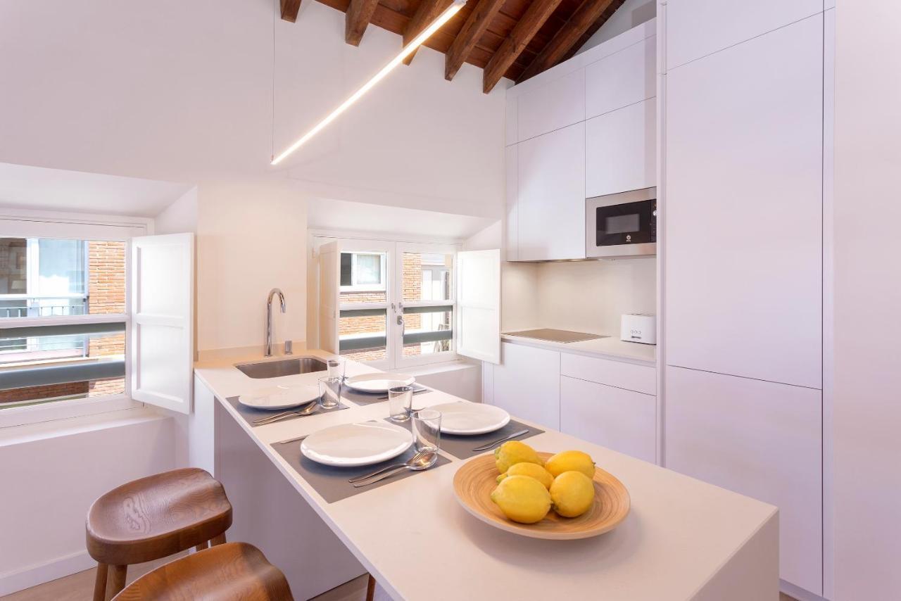 Apartamentos Thyssen Cisneros By Rent Me 马拉加 外观 照片