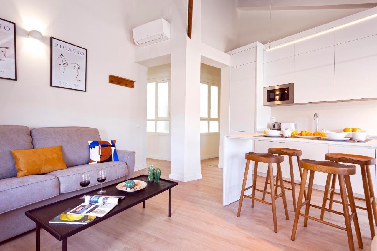Apartamentos Thyssen Cisneros By Rent Me 马拉加 外观 照片