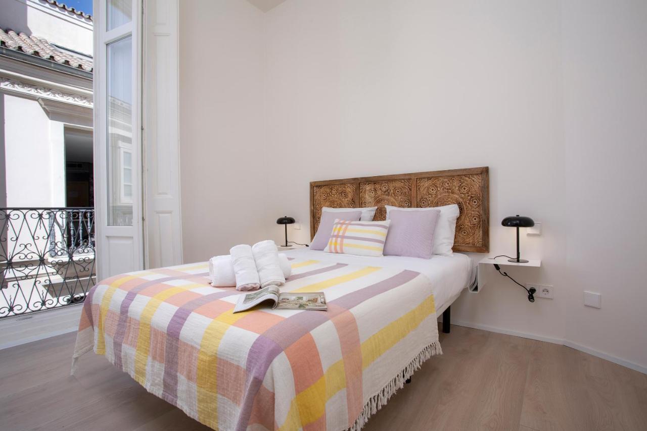 Apartamentos Thyssen Cisneros By Rent Me 马拉加 外观 照片