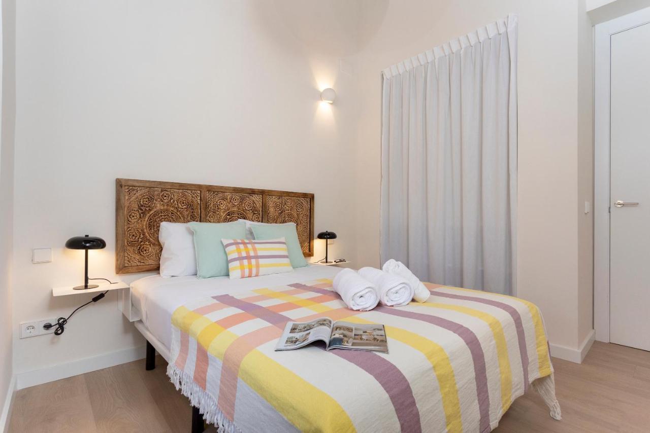 Apartamentos Thyssen Cisneros By Rent Me 马拉加 外观 照片