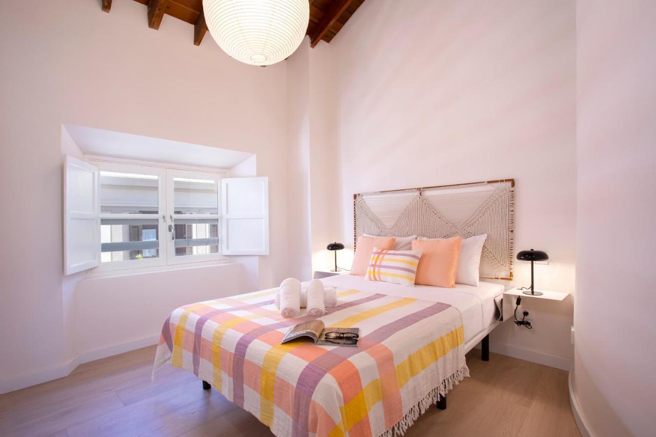 Apartamentos Thyssen Cisneros By Rent Me 马拉加 外观 照片