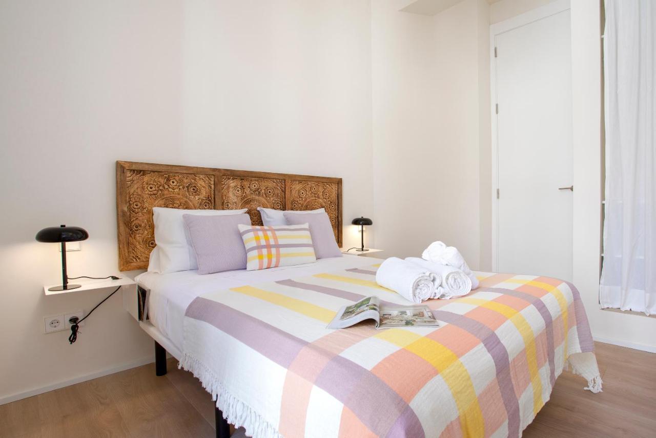 Apartamentos Thyssen Cisneros By Rent Me 马拉加 外观 照片