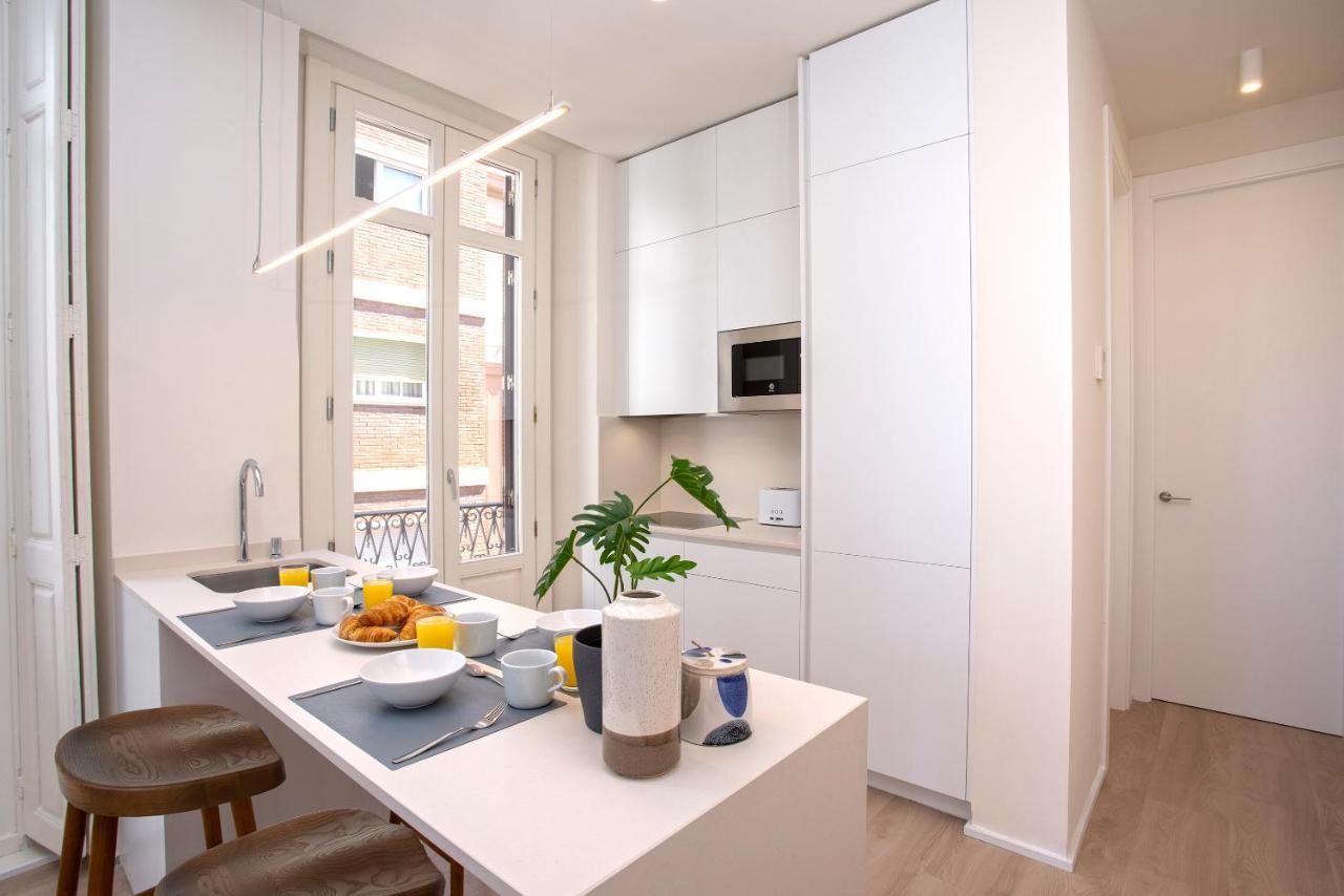 Apartamentos Thyssen Cisneros By Rent Me 马拉加 外观 照片