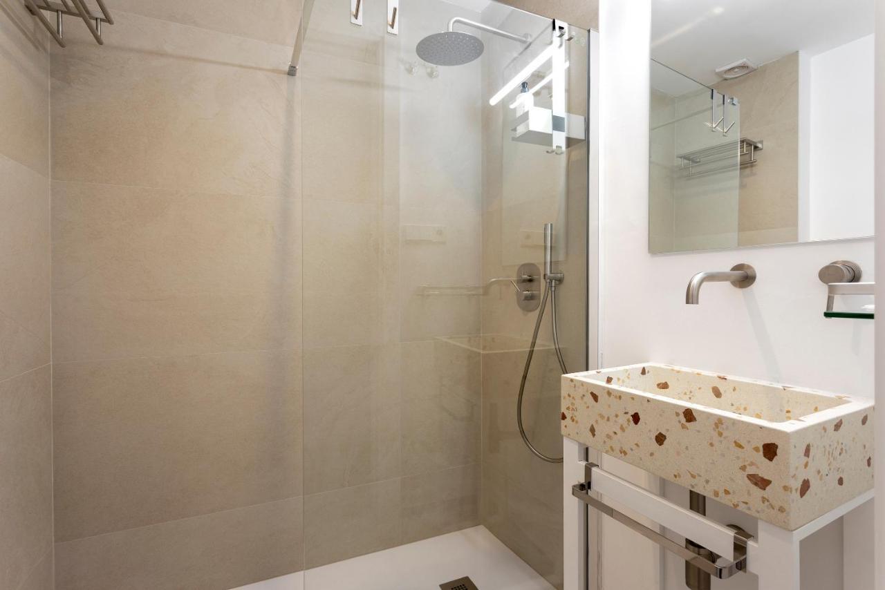Apartamentos Thyssen Cisneros By Rent Me 马拉加 外观 照片