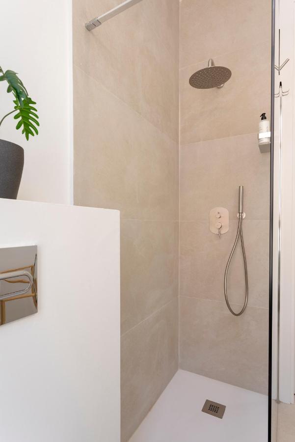 Apartamentos Thyssen Cisneros By Rent Me 马拉加 外观 照片